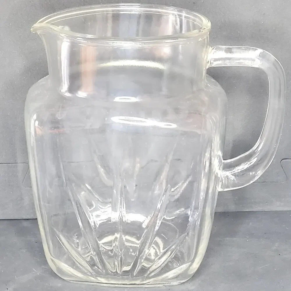 Federal Glass Clear Starburst Pitcher Small Square 6 Cup Breakfast MCM Vtg 1950